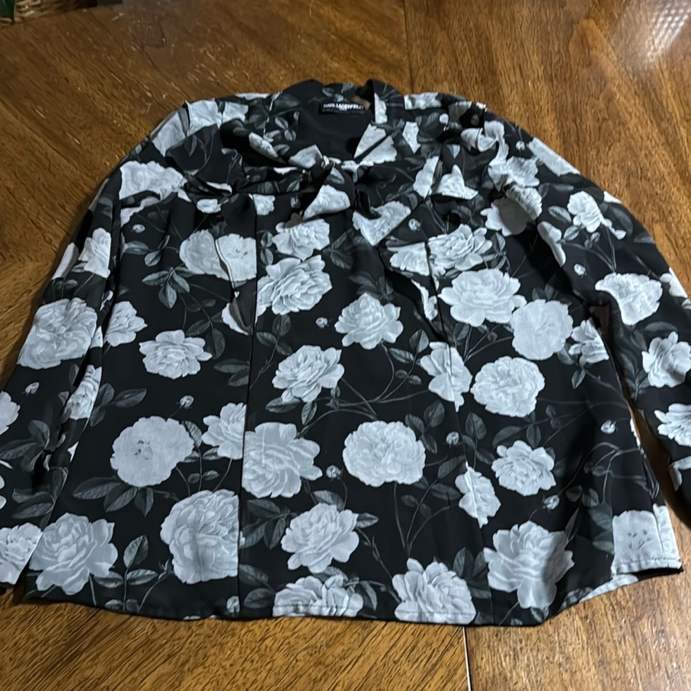 Floral Tie Blouse